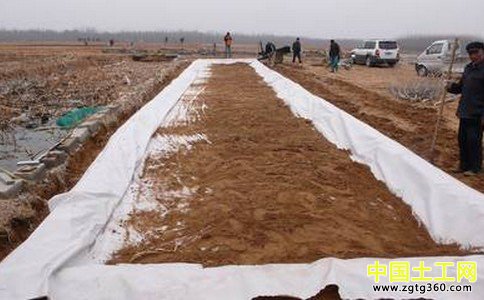 土工膜進行焊接前準(zhǔn)備工作有有哪些